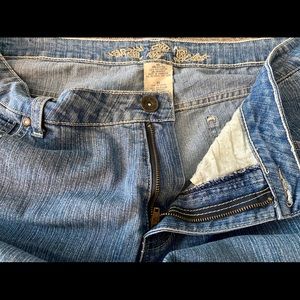 Riders (brand)wash denim Capri cuffed jeans sz16